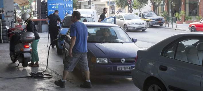 Xαμός! Πήραν «φωτιά» οι Κυκλάδες – Εσπασε το φράγμα των 2 ευρώ η αμόλυβδη